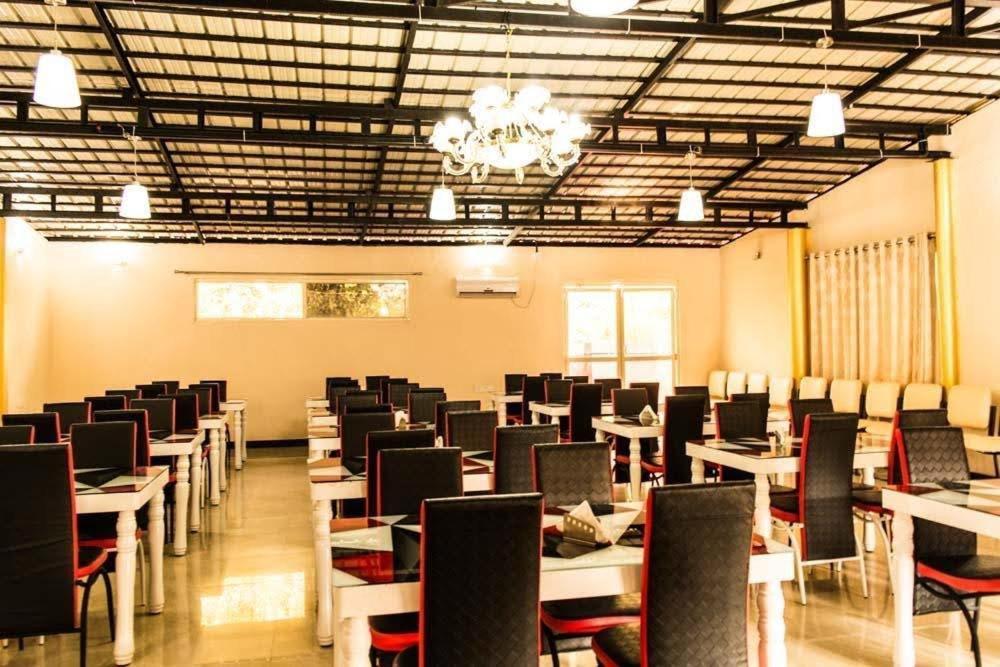 Hotel Wanders In Travel Company Madikeri Exterior foto