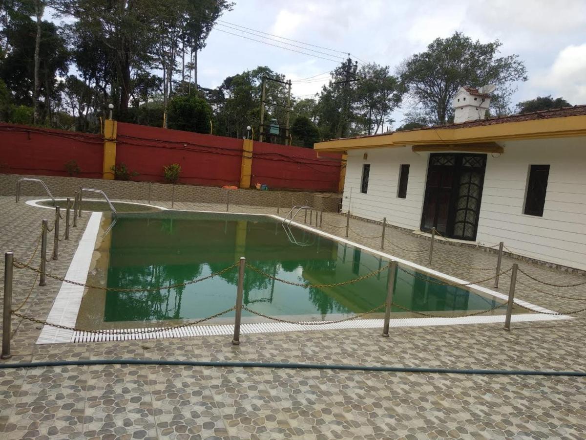 Hotel Wanders In Travel Company Madikeri Exterior foto