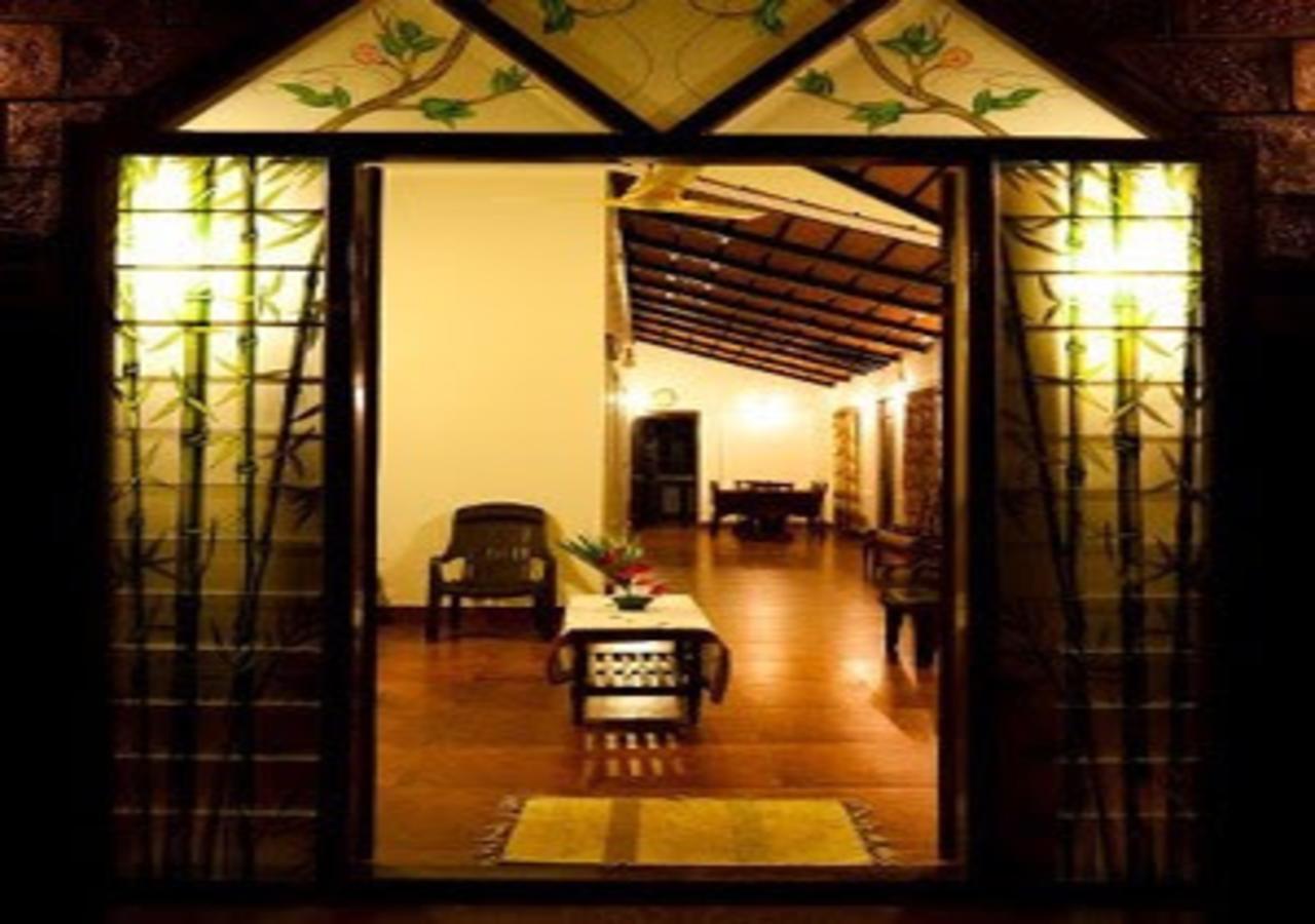 Hotel Wanders In Travel Company Madikeri Exterior foto